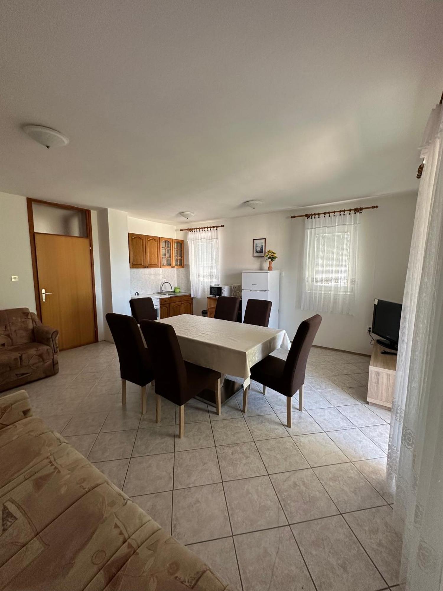 Apartmani Ana Malinska Exteriör bild
